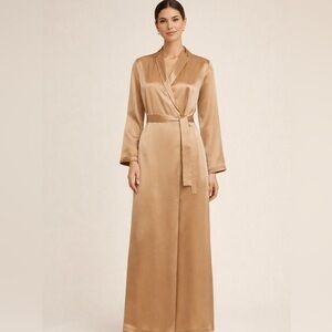 NEW La Perla 100% Silk  Robe